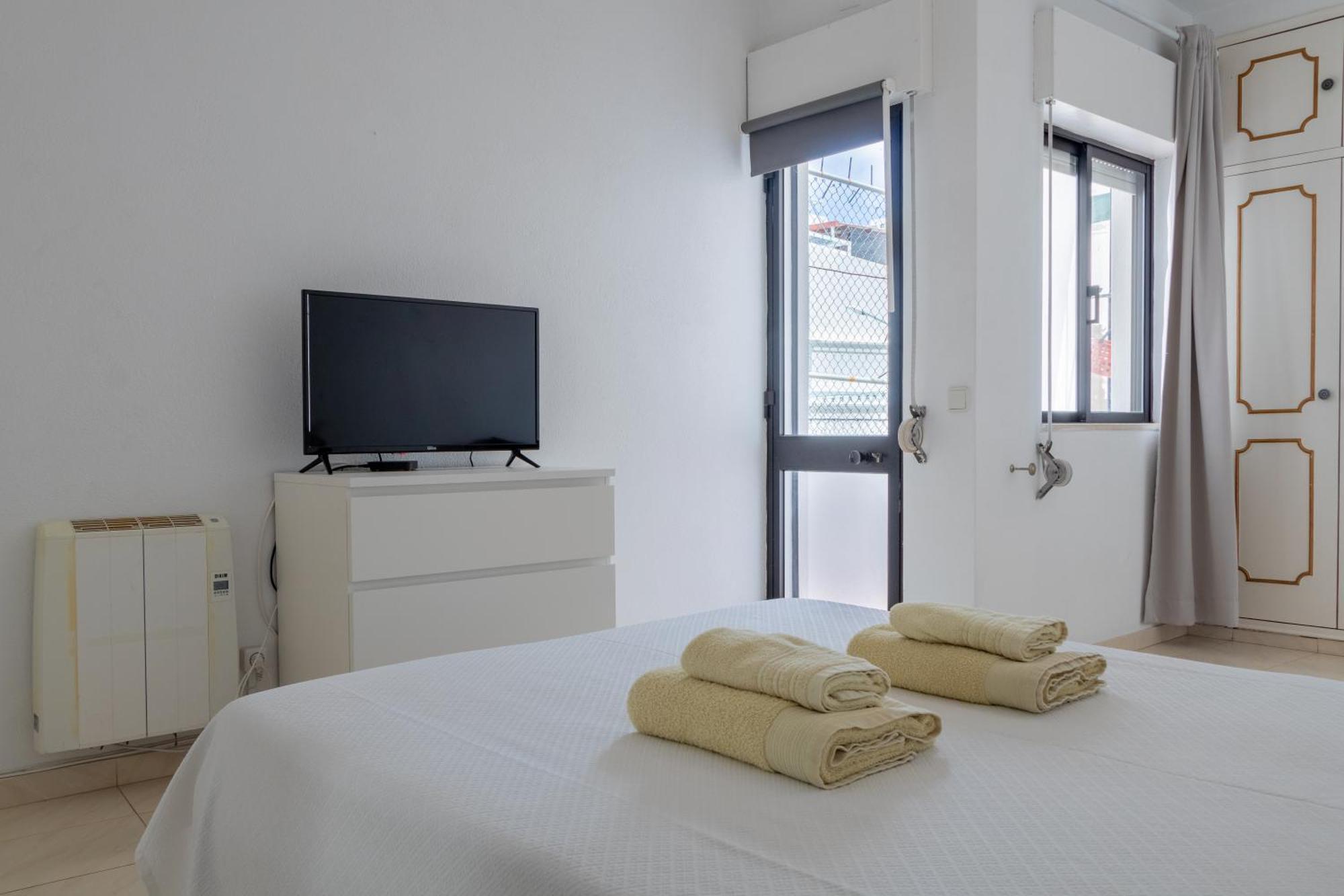 Blife Martinya House - Private Rooms And Apartments Olhão Екстериор снимка