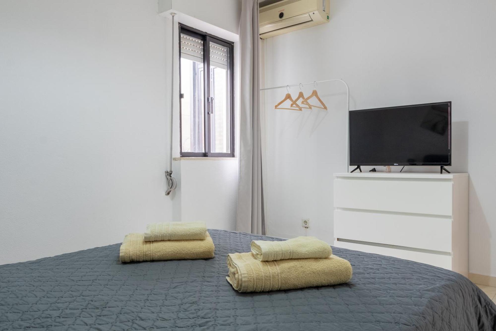 Blife Martinya House - Private Rooms And Apartments Olhão Екстериор снимка